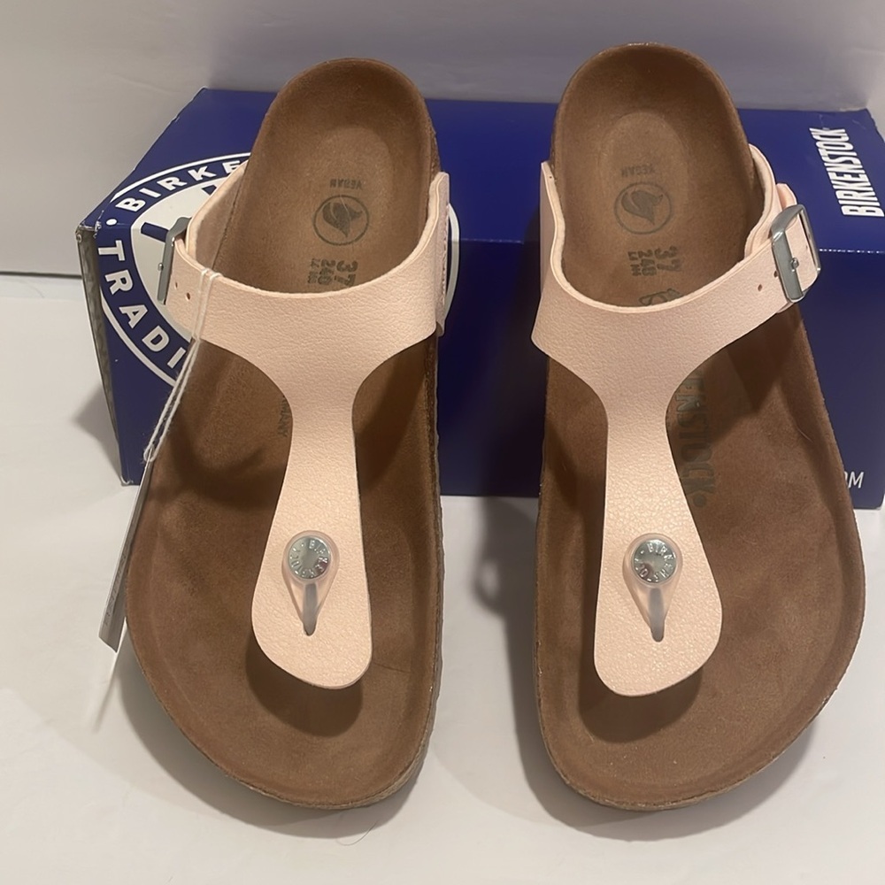 NWT Birkenstock Gizeh Light Rose Pink Barbiecore Sandals Cork Footbed EU 37/US 6